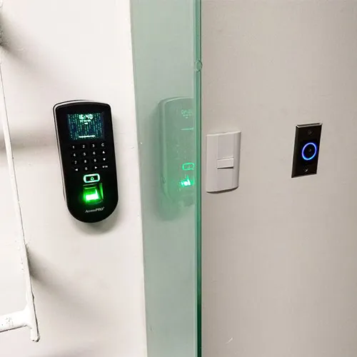 Productos sobre el control de accesos por Iktatech